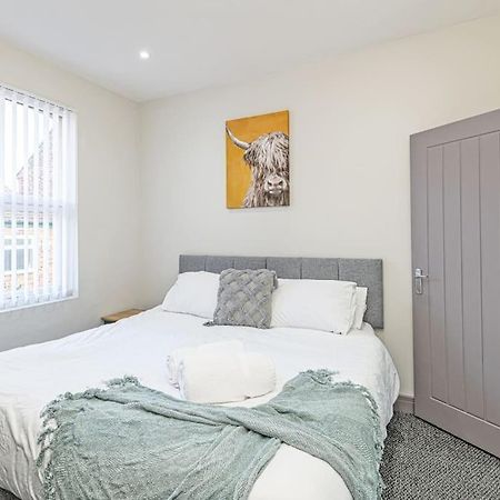 3 Bedroom Holiday House Liverpool Exterior photo